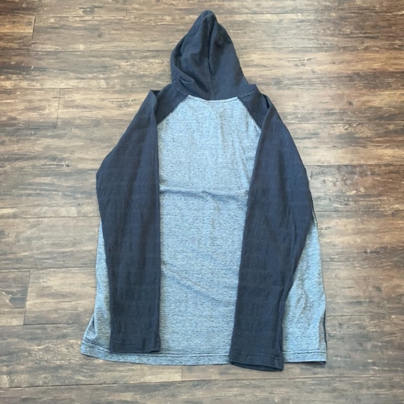 Quicksilver shirt - Picture 3 of 3